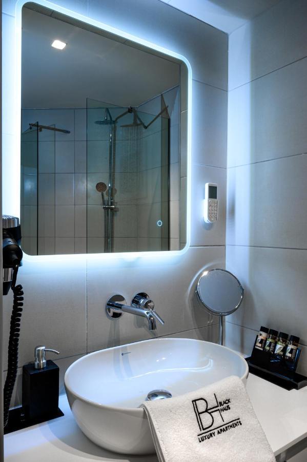 Blackhaus Apartments Szaloniki Kültér fotó